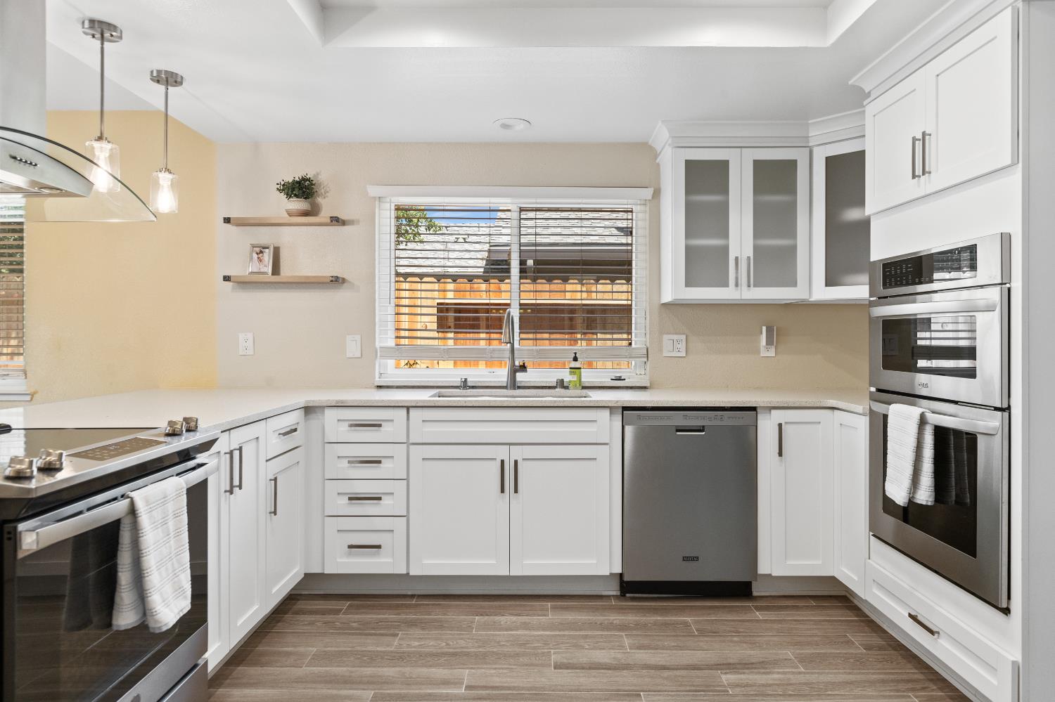 Glen Alder Way, Sacramento, CA, 95826-4058
