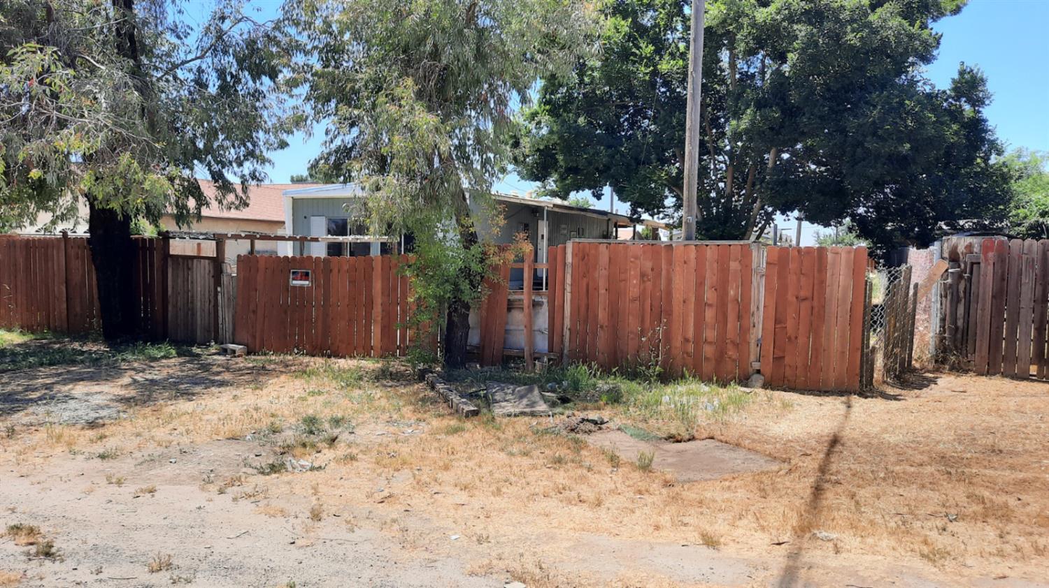 Elm, Chowchilla, California image 1