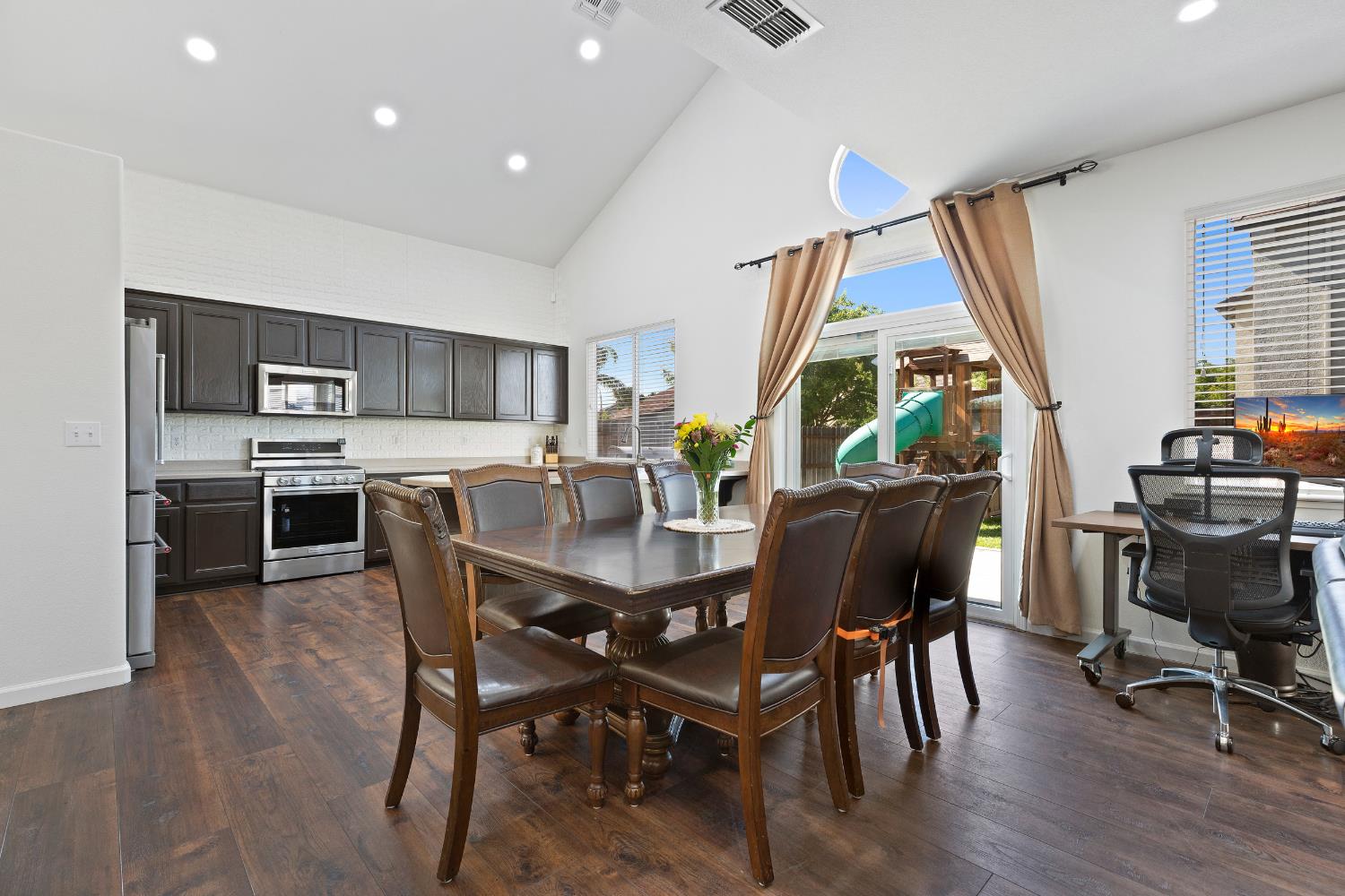 Moonbeam Way, Turlock, California image 13