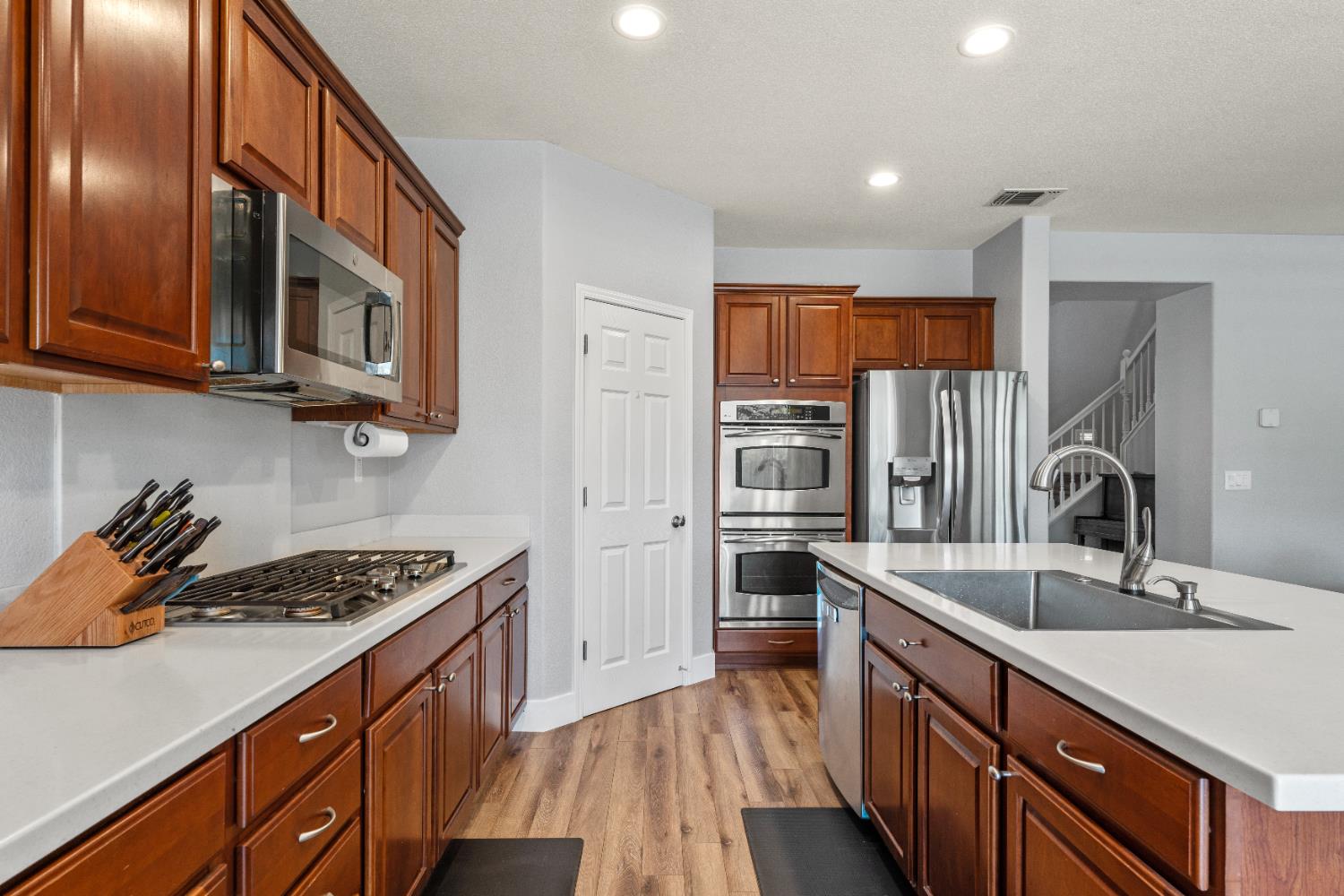 Letterkenny Lane, Lincoln, California image 17