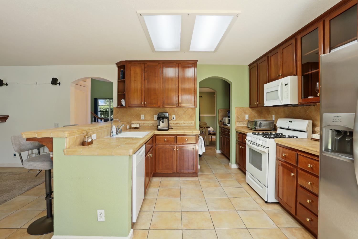 Heritage, Modesto, California image 9