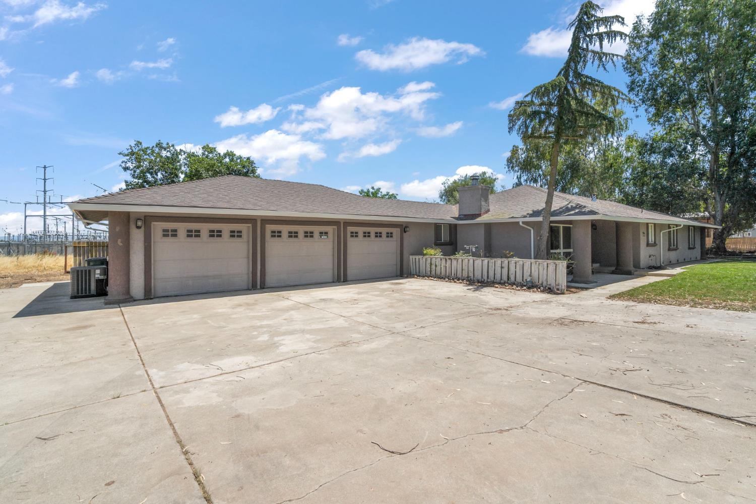 Cometa Road, Oakdale, California image 3