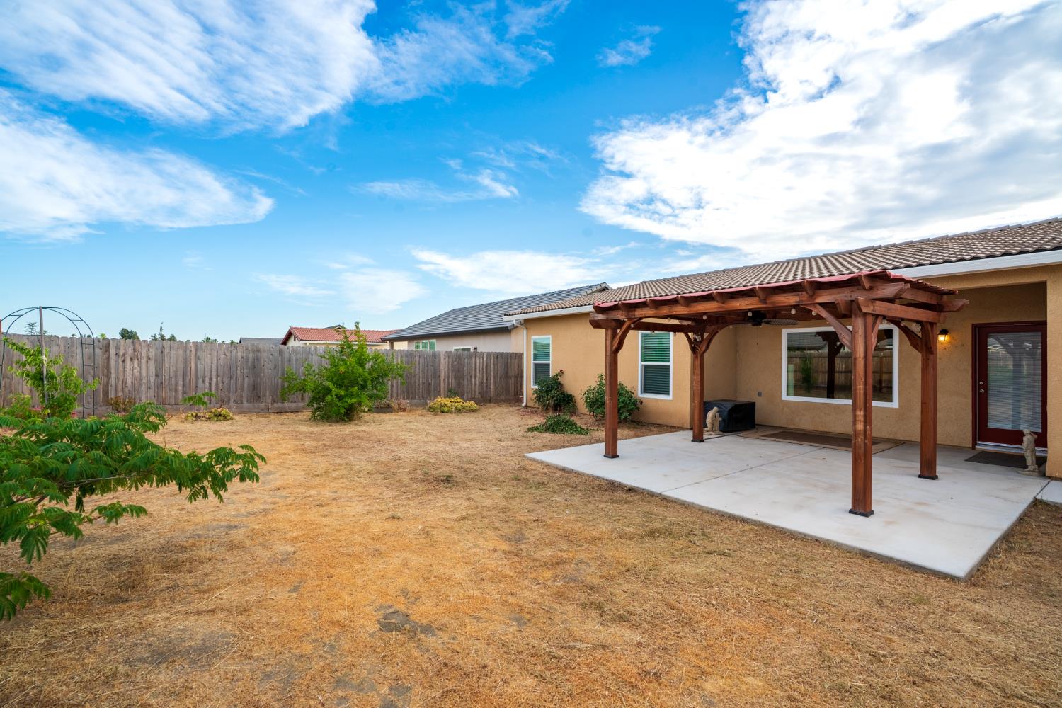 Roma Street, Madera, California image 25