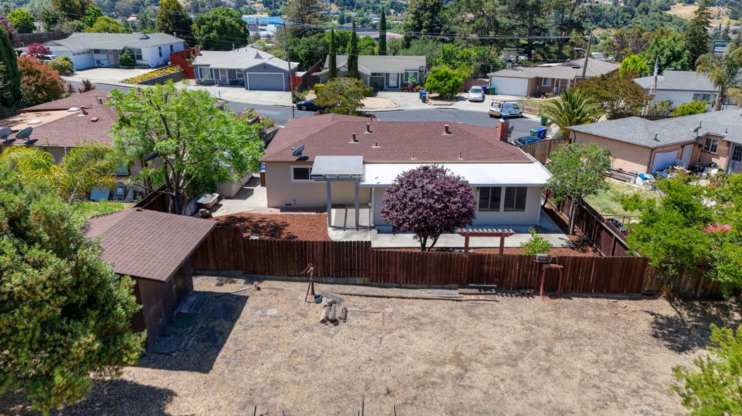 Clark Court, Pinole, California image 19