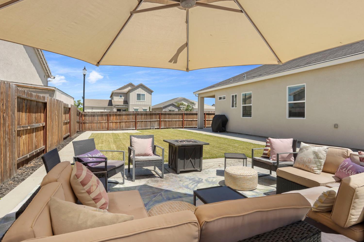 Salvador Way, Manteca, California image 35