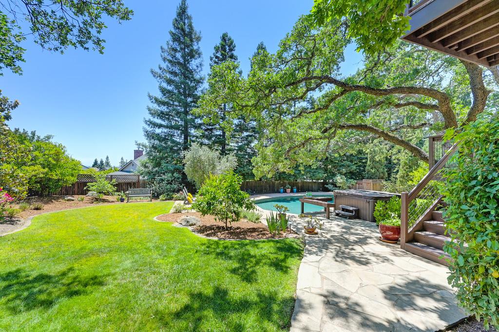 Powers Drive, El Dorado Hills, California image 2