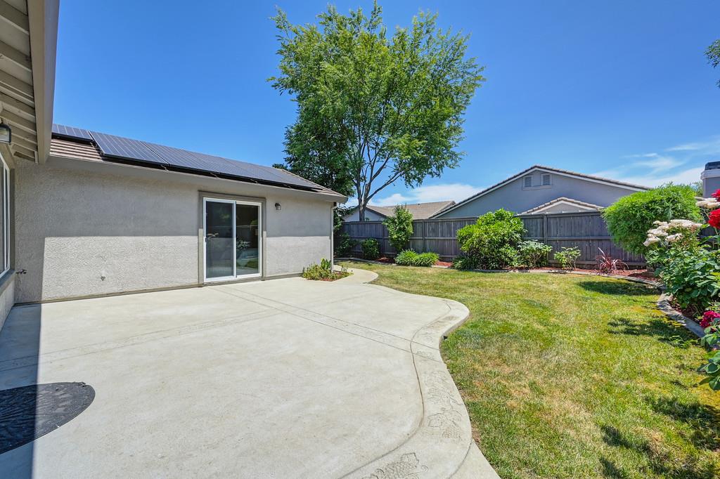 Azalea Garden Way, Rancho Cordova, California image 33