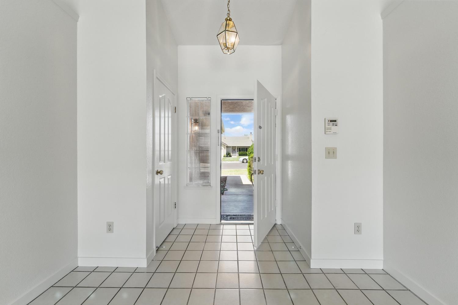 Colony Manor, Riverbank, California image 7