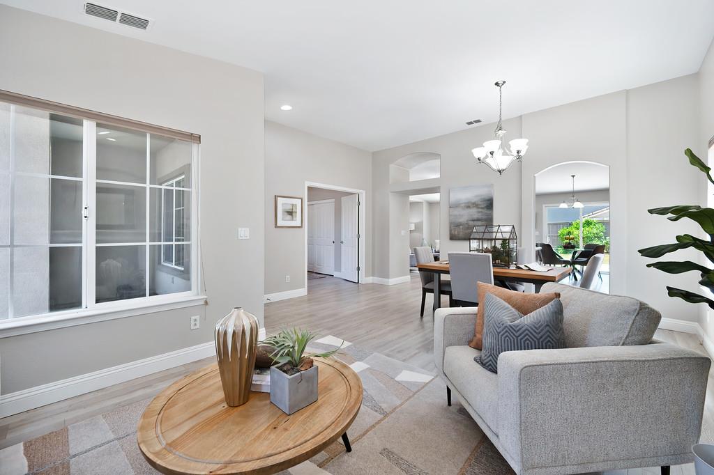 Azalea Garden Way, Rancho Cordova, California image 7