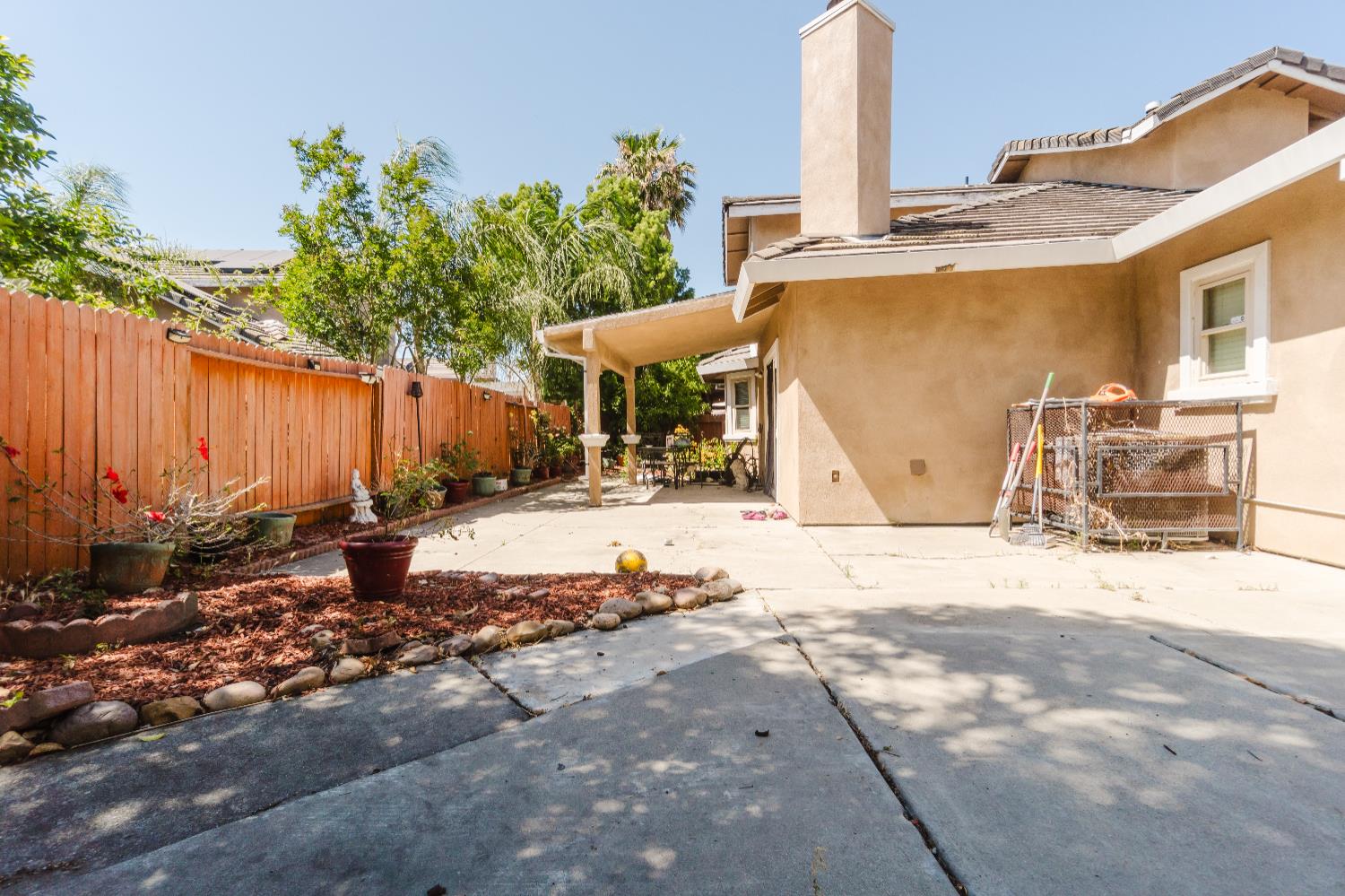 Mustang Place, Stockton, California image 16