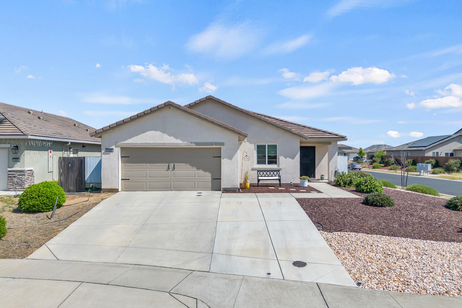 Sierra Bluff Street, Olivehurst, California image 44