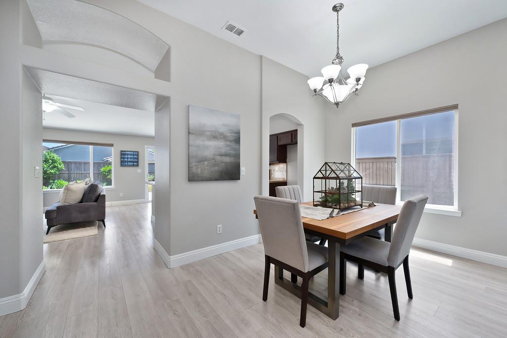 Azalea Garden Way, Rancho Cordova, California image 8