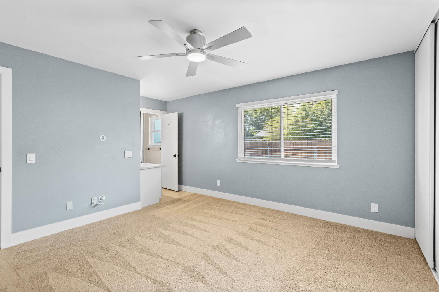 Glen Alder Way, Sacramento, CA, 95826-4058