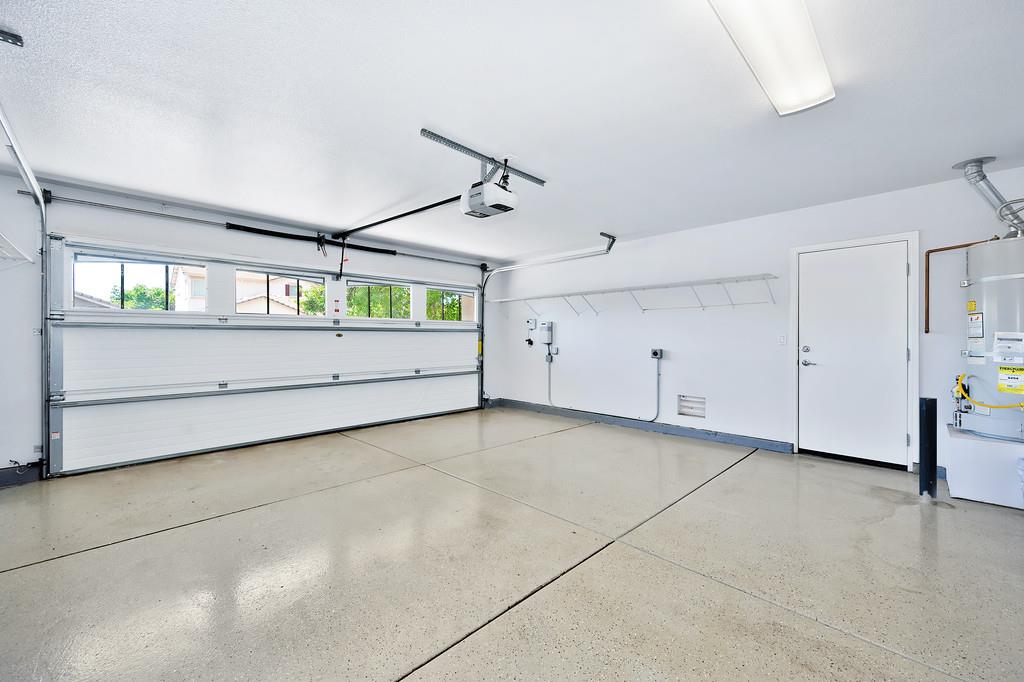 Azalea Garden Way, Rancho Cordova, California image 32