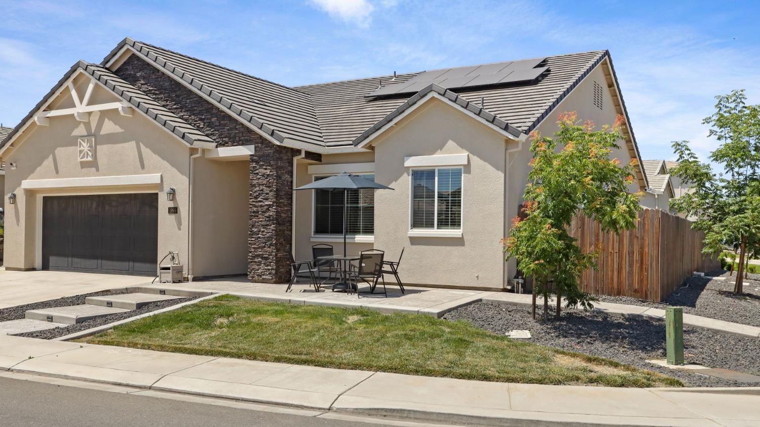 Salvador Way, Manteca, California image 2