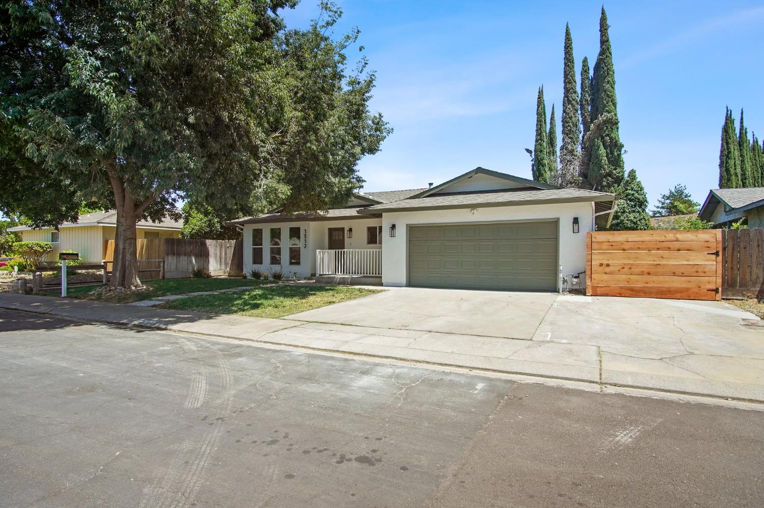 Marymar Drive, Modesto, California image 1