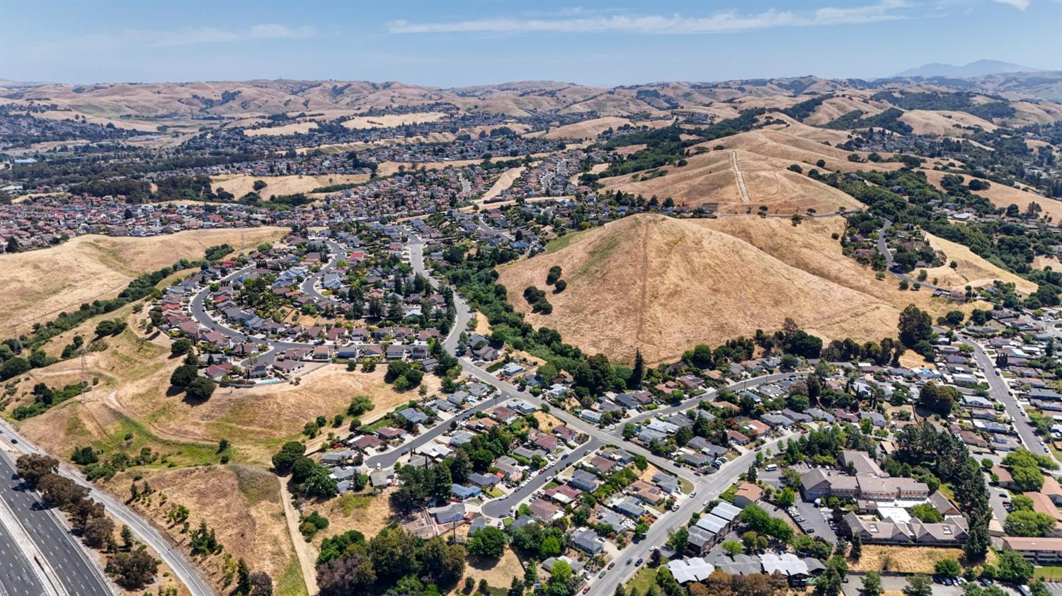 Clark Court, Pinole, California image 27