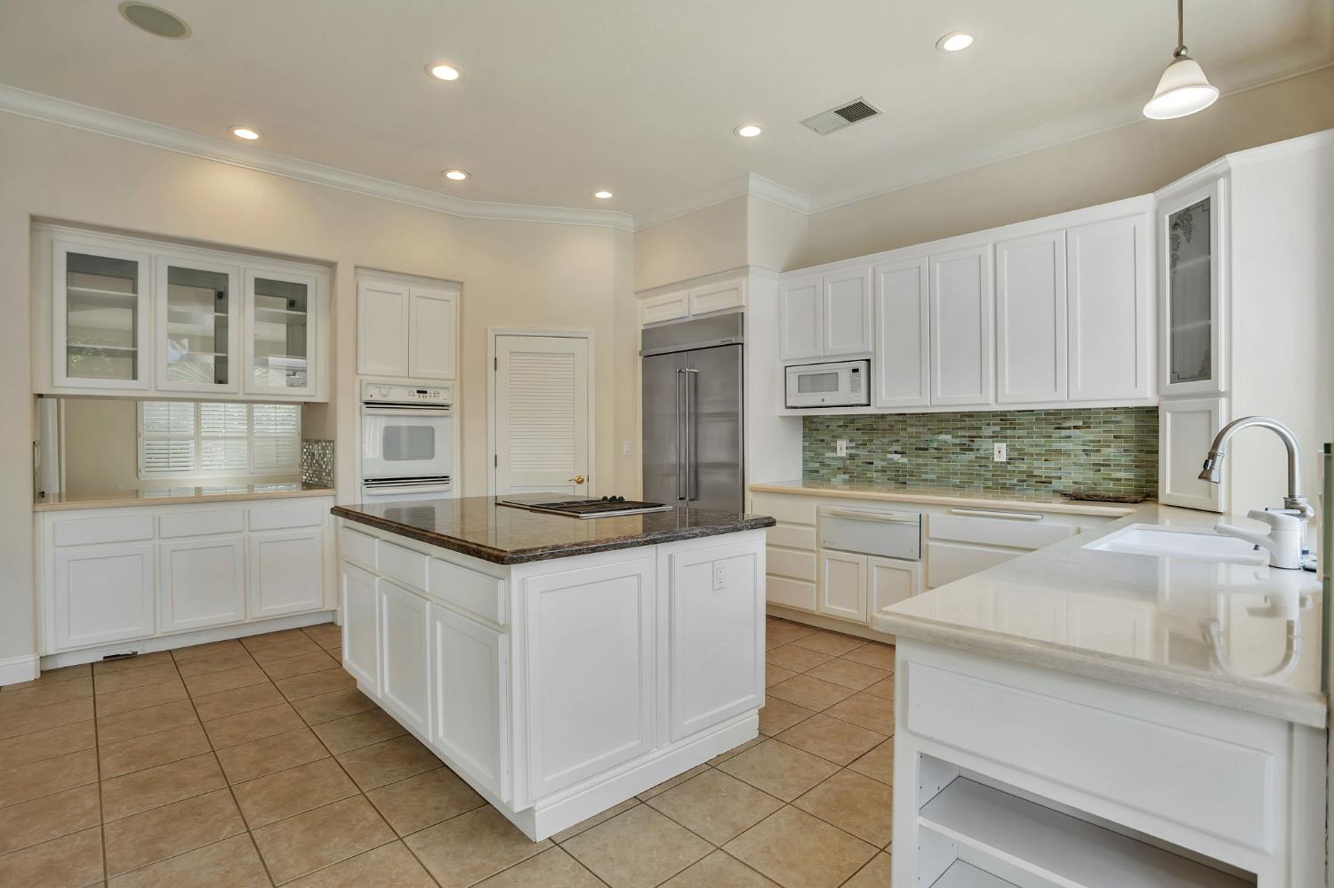 Yana Place, Davis, California image 7