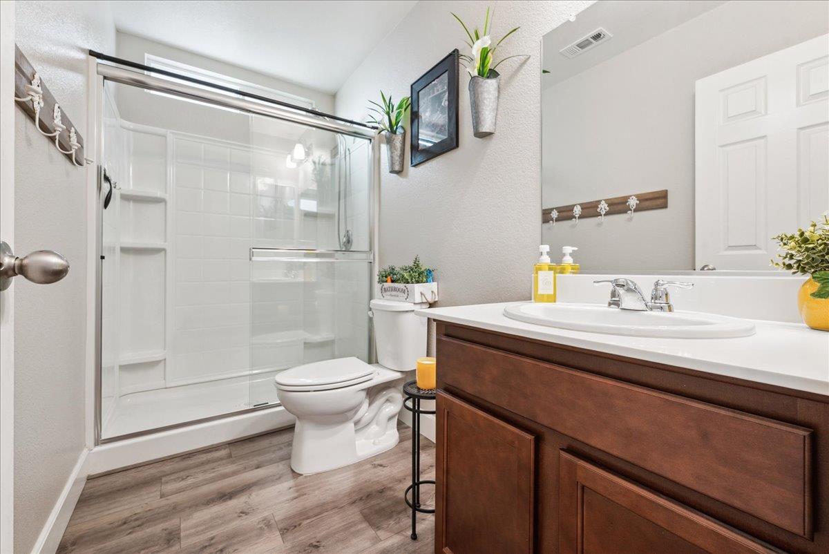 Encore Way, Roseville, California image 18
