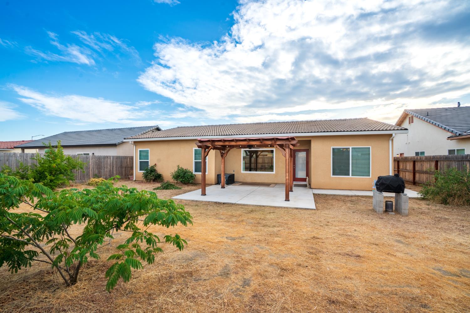 Roma Street, Madera, California image 23