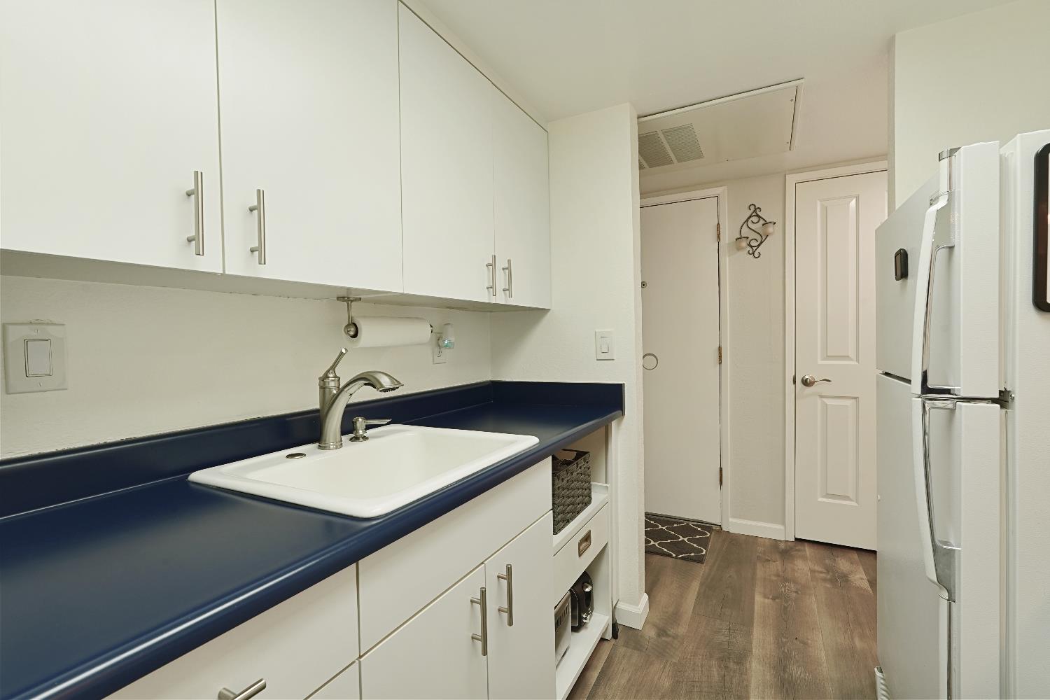 Photo #14: 225067869 Listing: Photo #14