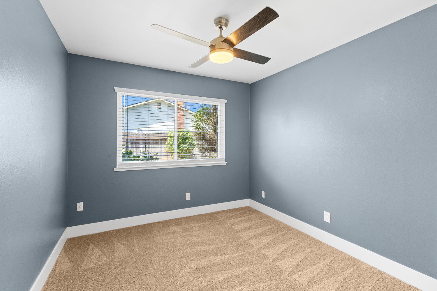 Glen Alder Way, Sacramento, CA, 95826-4058
