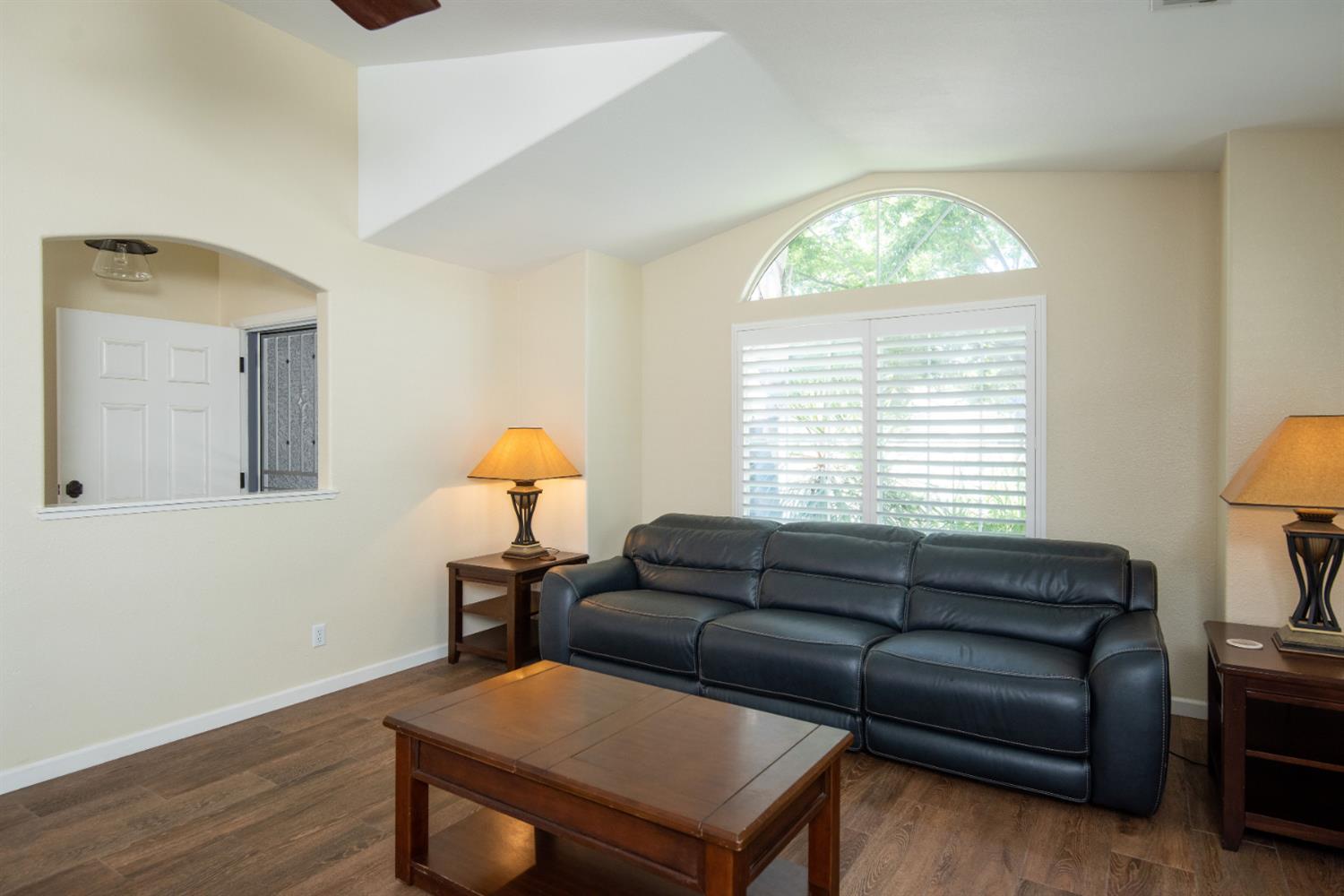 Bernstein Drive, Modesto, California image 6