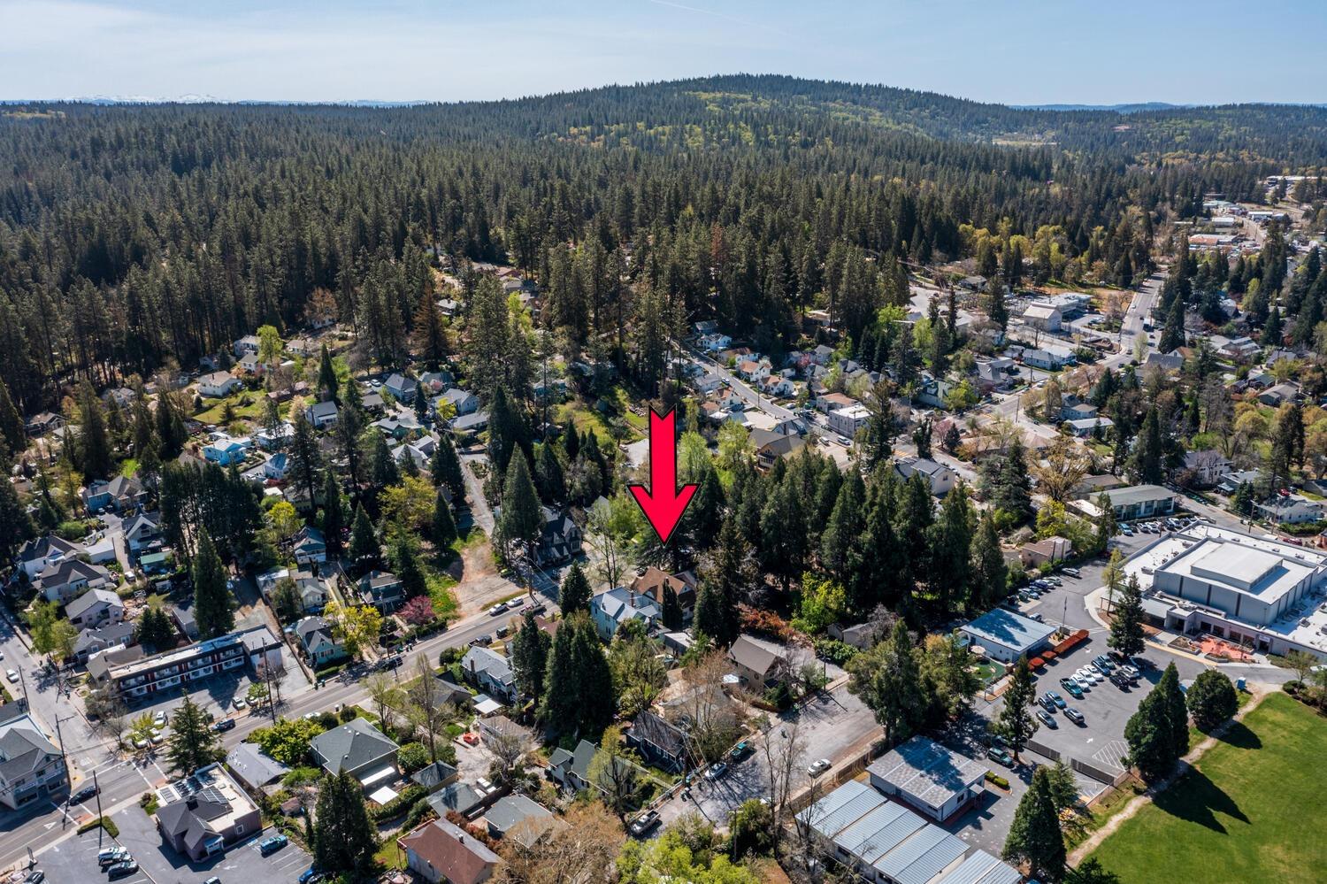 S Auburn Street, Grass Valley, California image 22