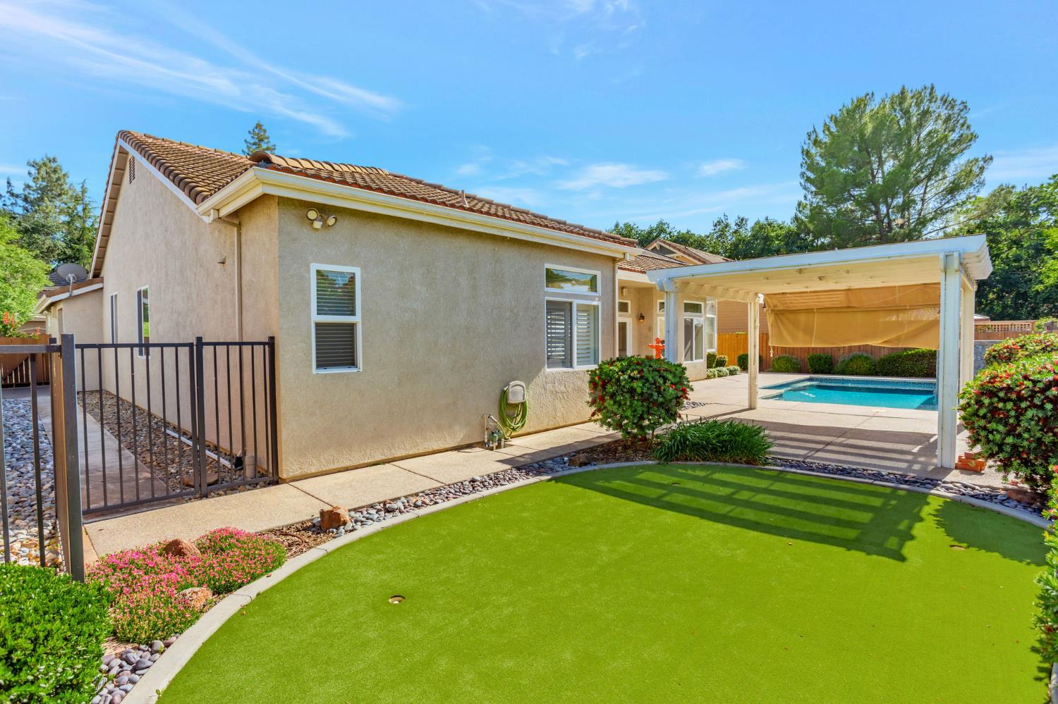 Yana Place, Davis, California image 36