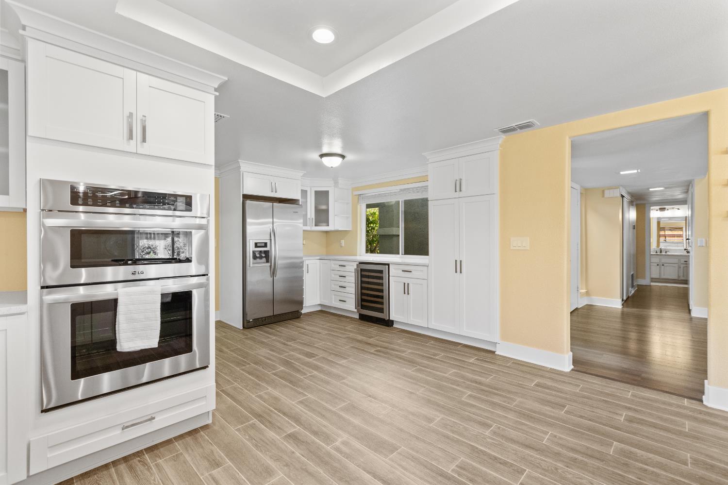 Glen Alder Way, Sacramento, CA, 95826-4058