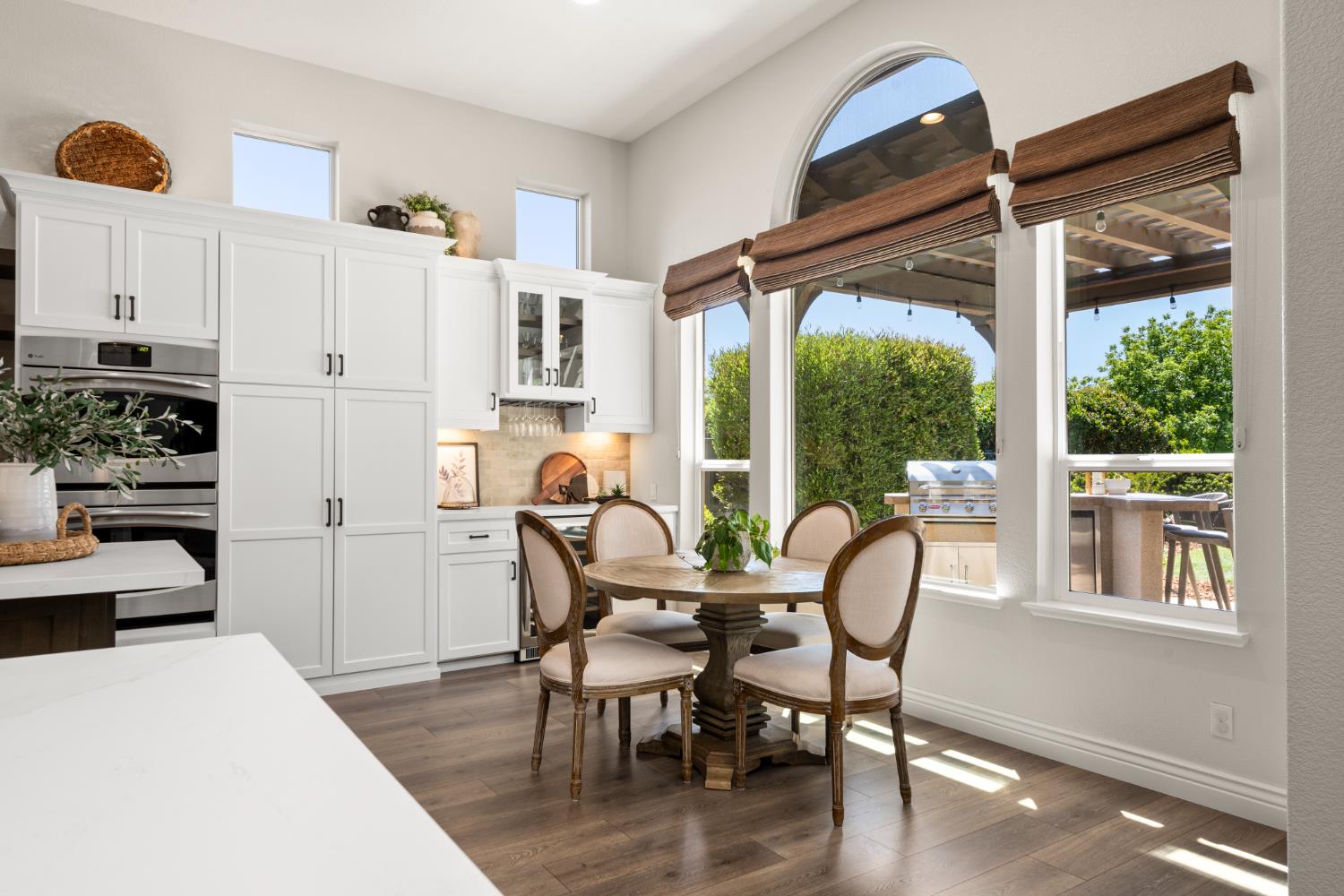 Mertola, El Dorado Hills, California image 8