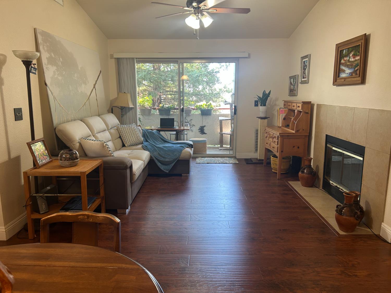 Photo #2: 225068511 Listing 