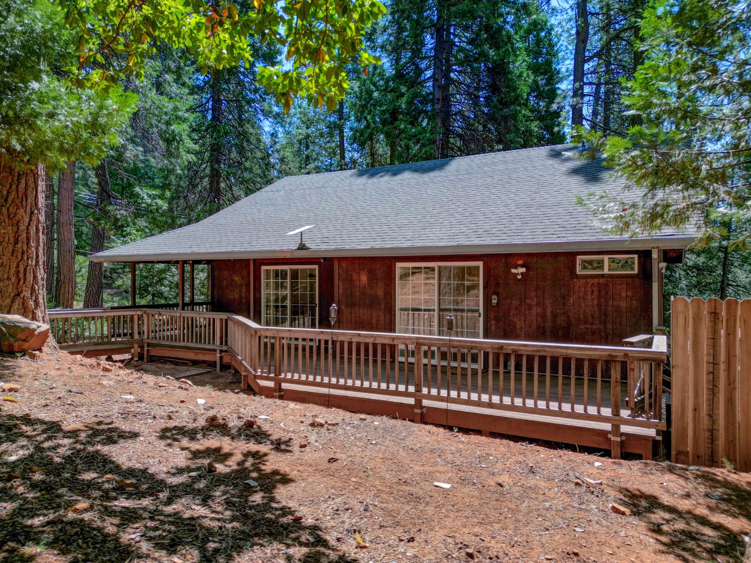 Forest Knoll Court, Pioneer, California image 2