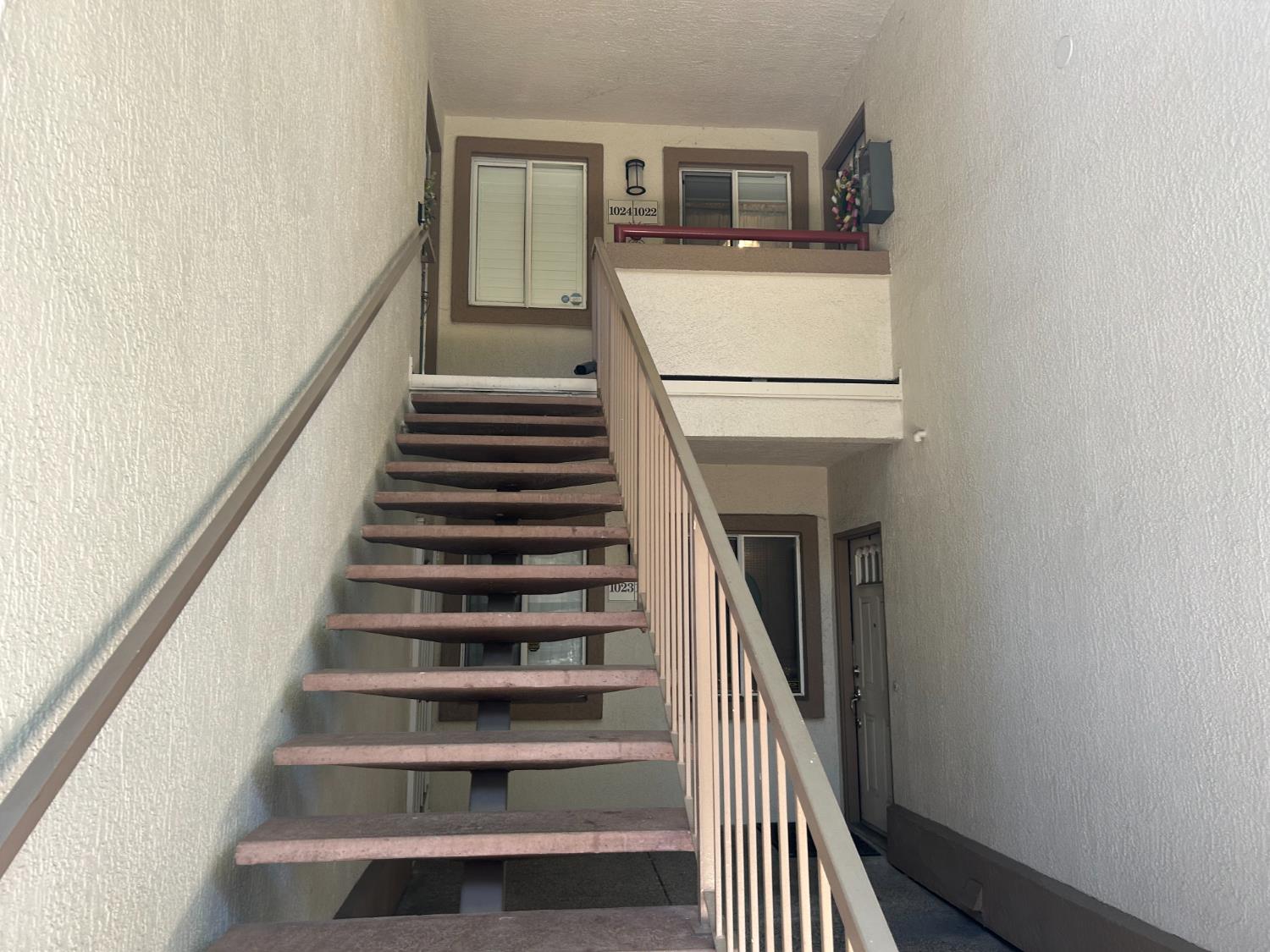Photo #17: 225068511 Listing: Photo #17