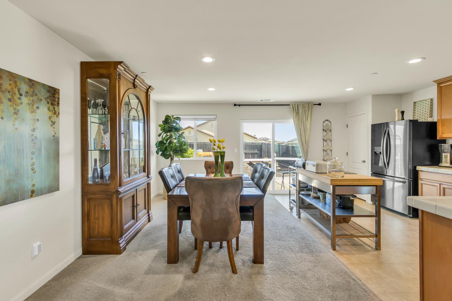 Sierra Bluff Street, Olivehurst, California image 19