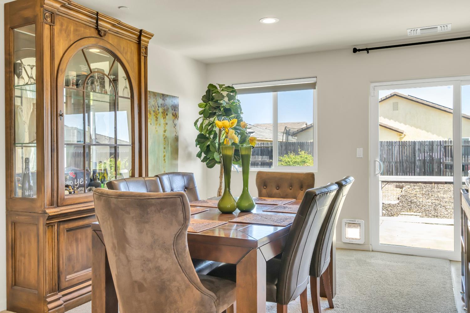 Sierra Bluff Street, Olivehurst, California image 20