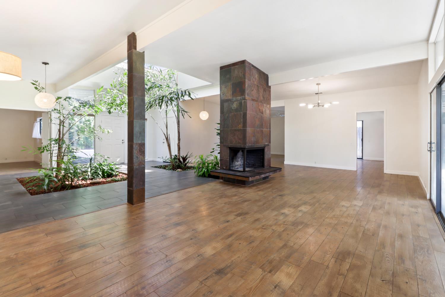 Kelsey Drive, Elk Grove, California image 9