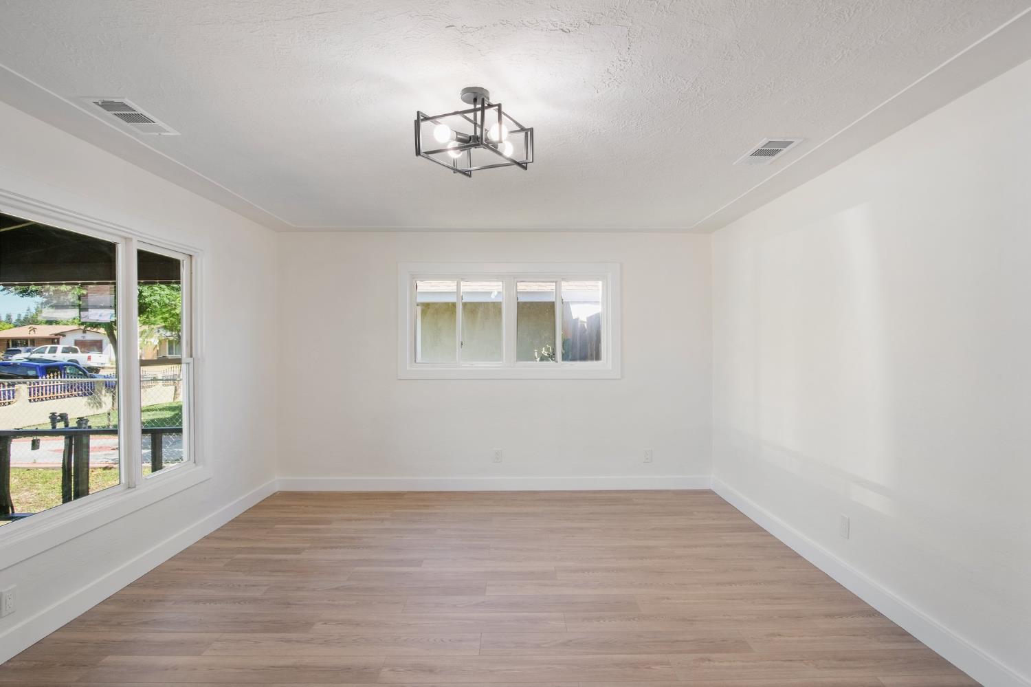 Whitcomb Way, Modesto, California image 7
