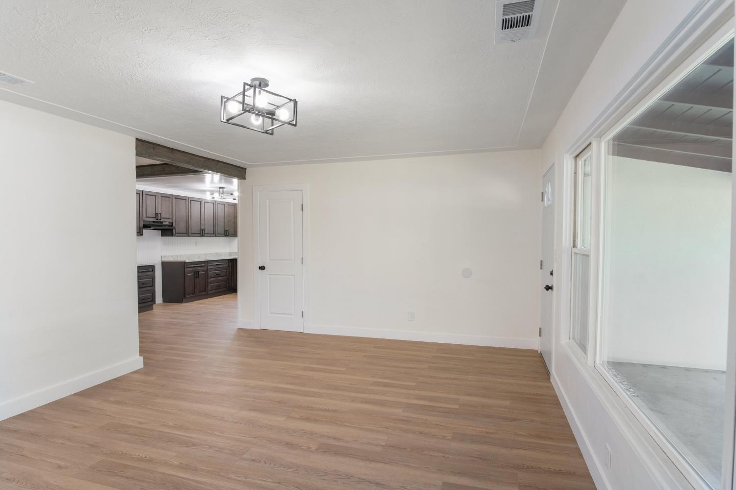 Whitcomb Way, Modesto, California image 8