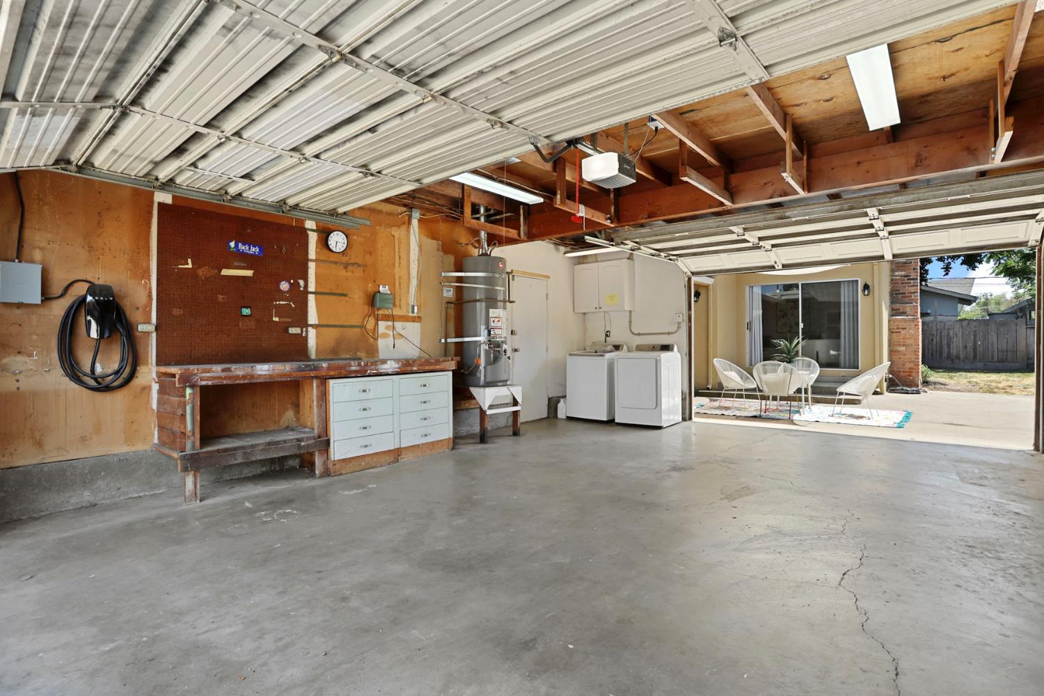 Jasmine Avenue, Stockton, California image 34