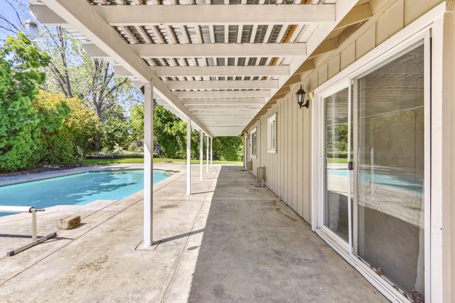 Oak Creek Court, Roseville, California image 37