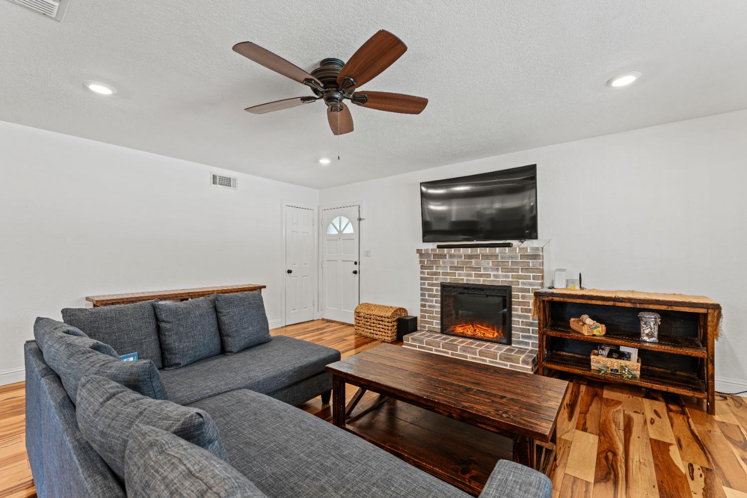 Oak Tree Drive, Roseville, California image 18