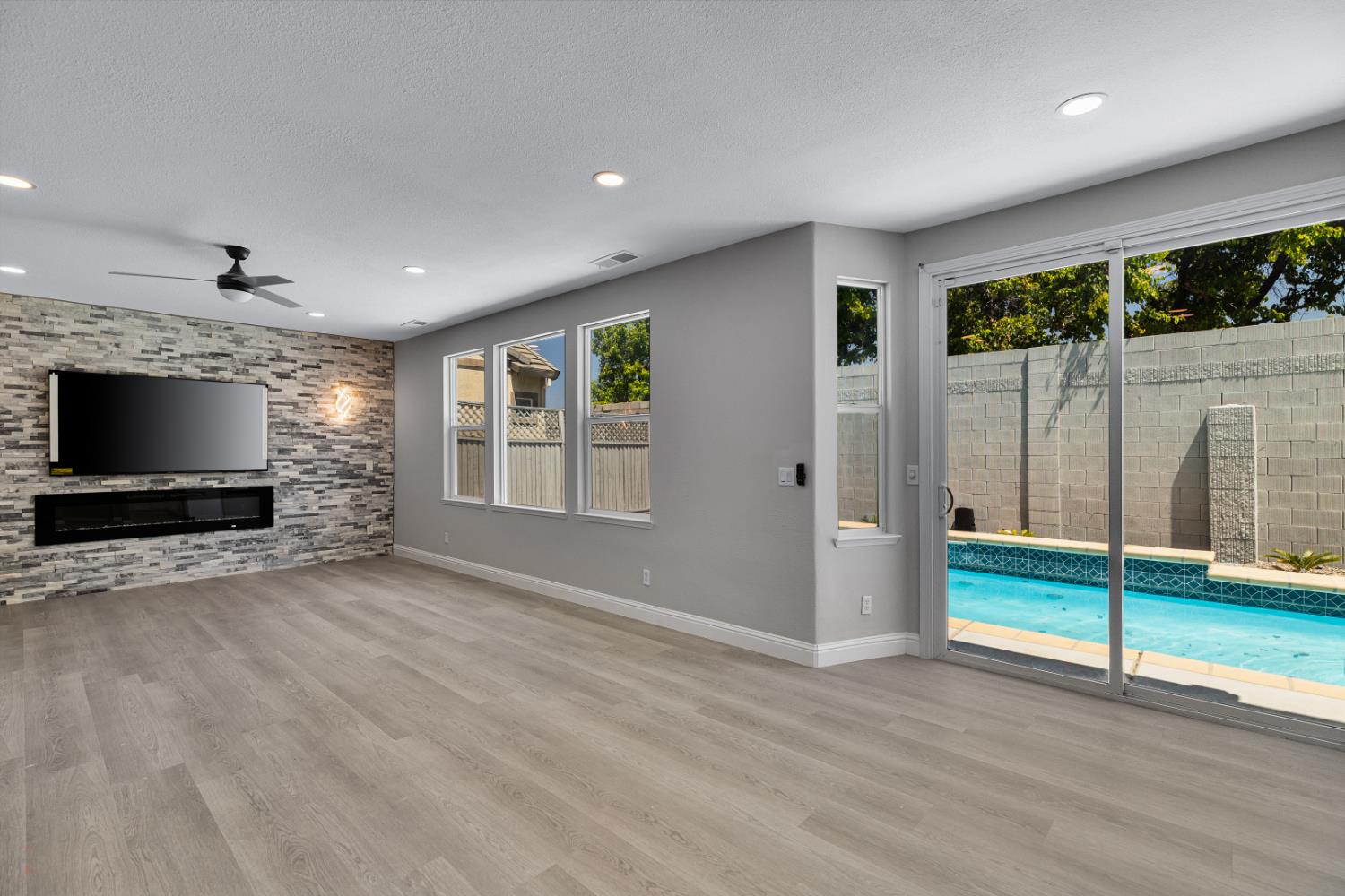 Detail Gallery Image 27 of 82 For 2431 Ogden Sannazor Ct, Tracy,  CA 95377 - 6 Beds | 4/1 Baths