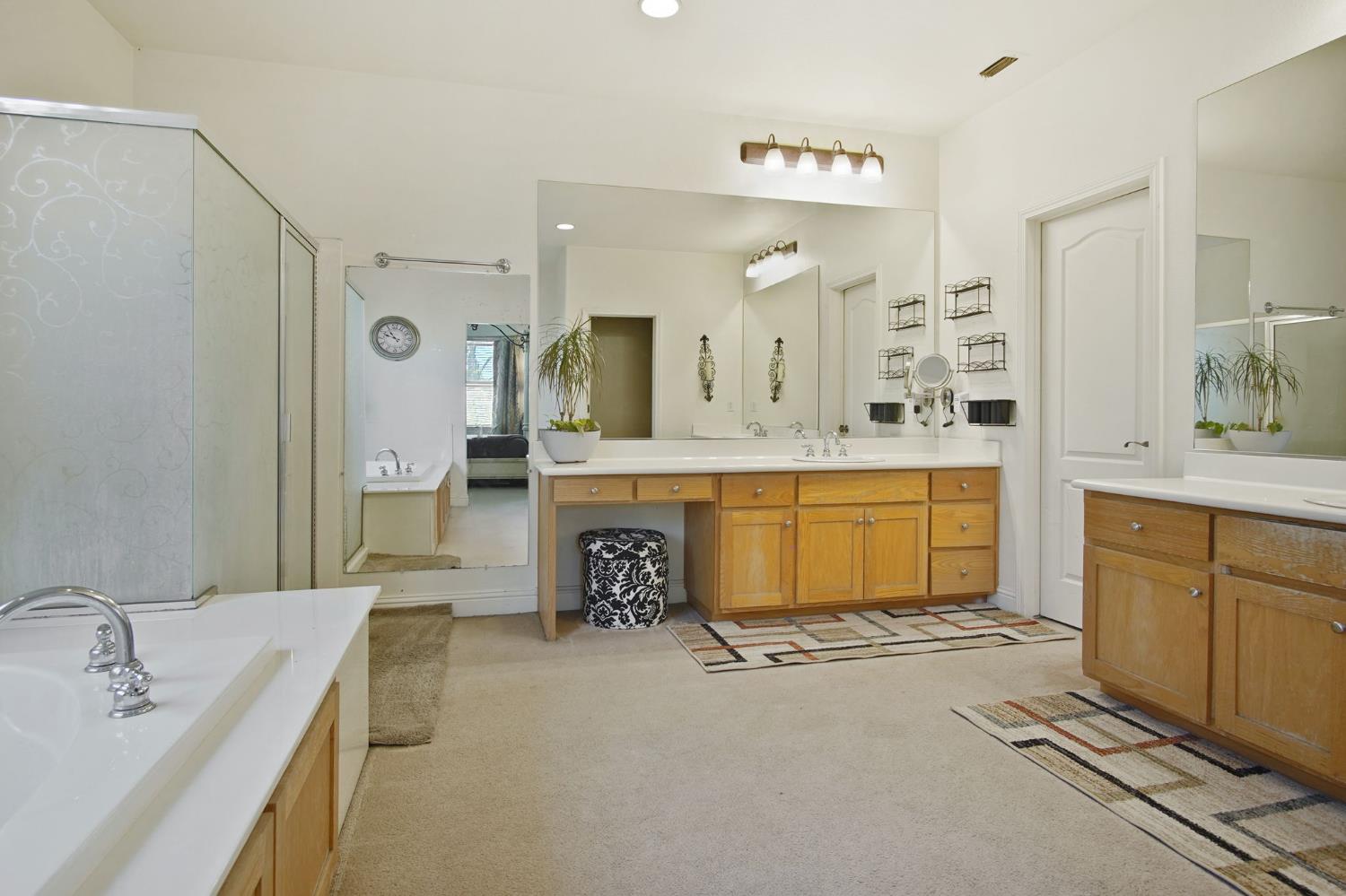 Orchid Lane, Turlock, California image 14