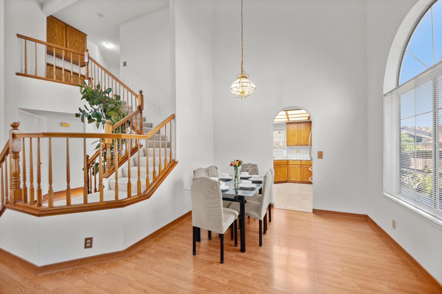 Van Eeden Court, Stockton, California image 13
