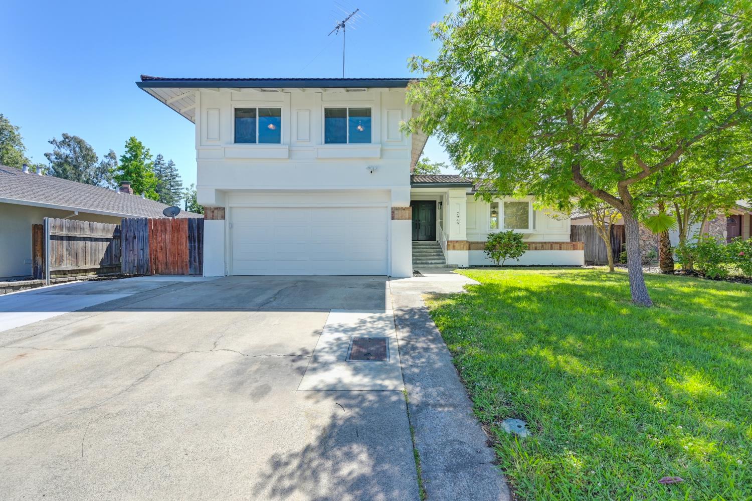 Coral Oak Way, Citrus Heights, California image 1