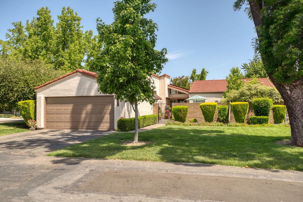 Venetian Drive, Stockton, California image 2
