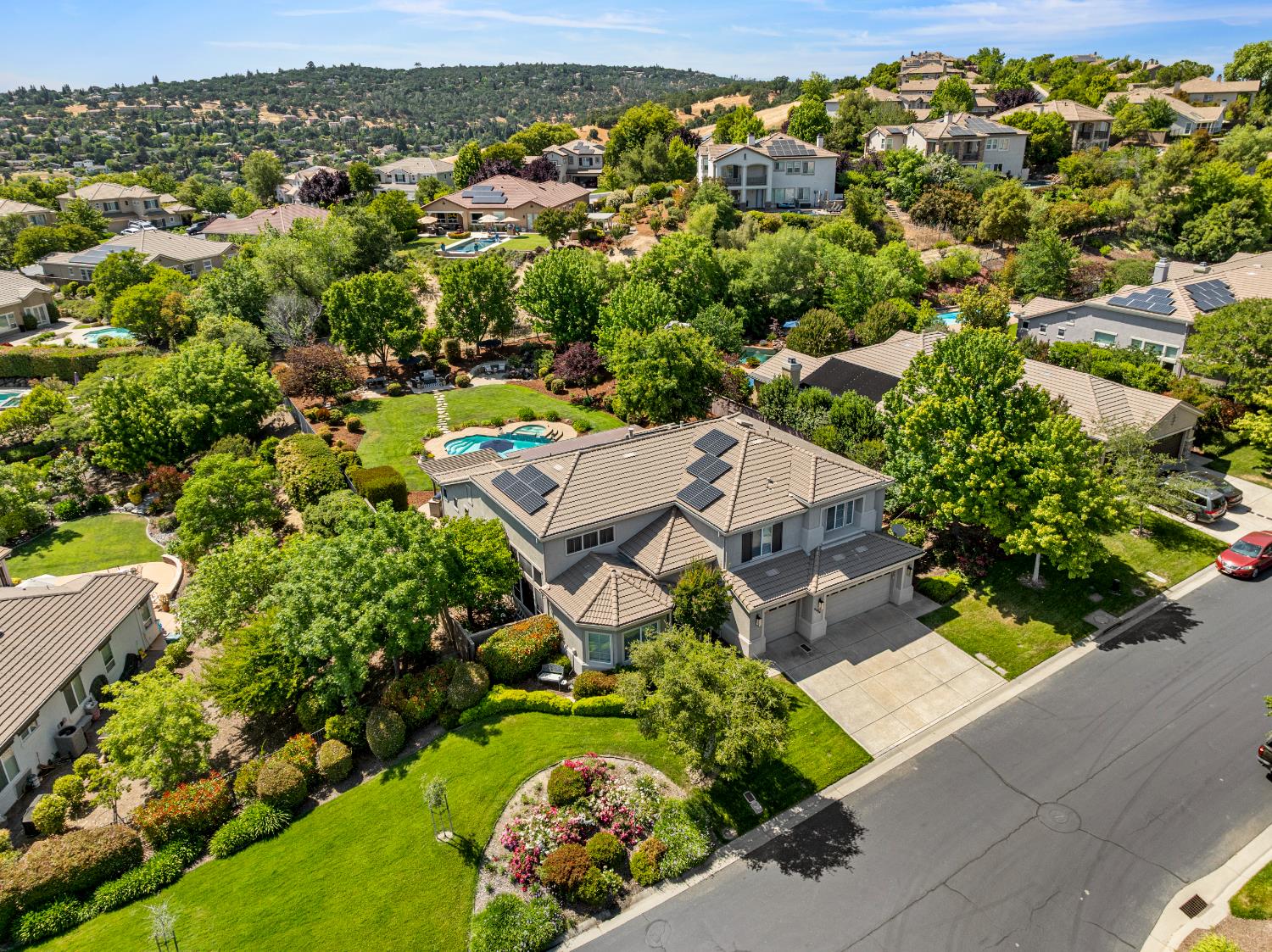 Mertola, El Dorado Hills, California image 2