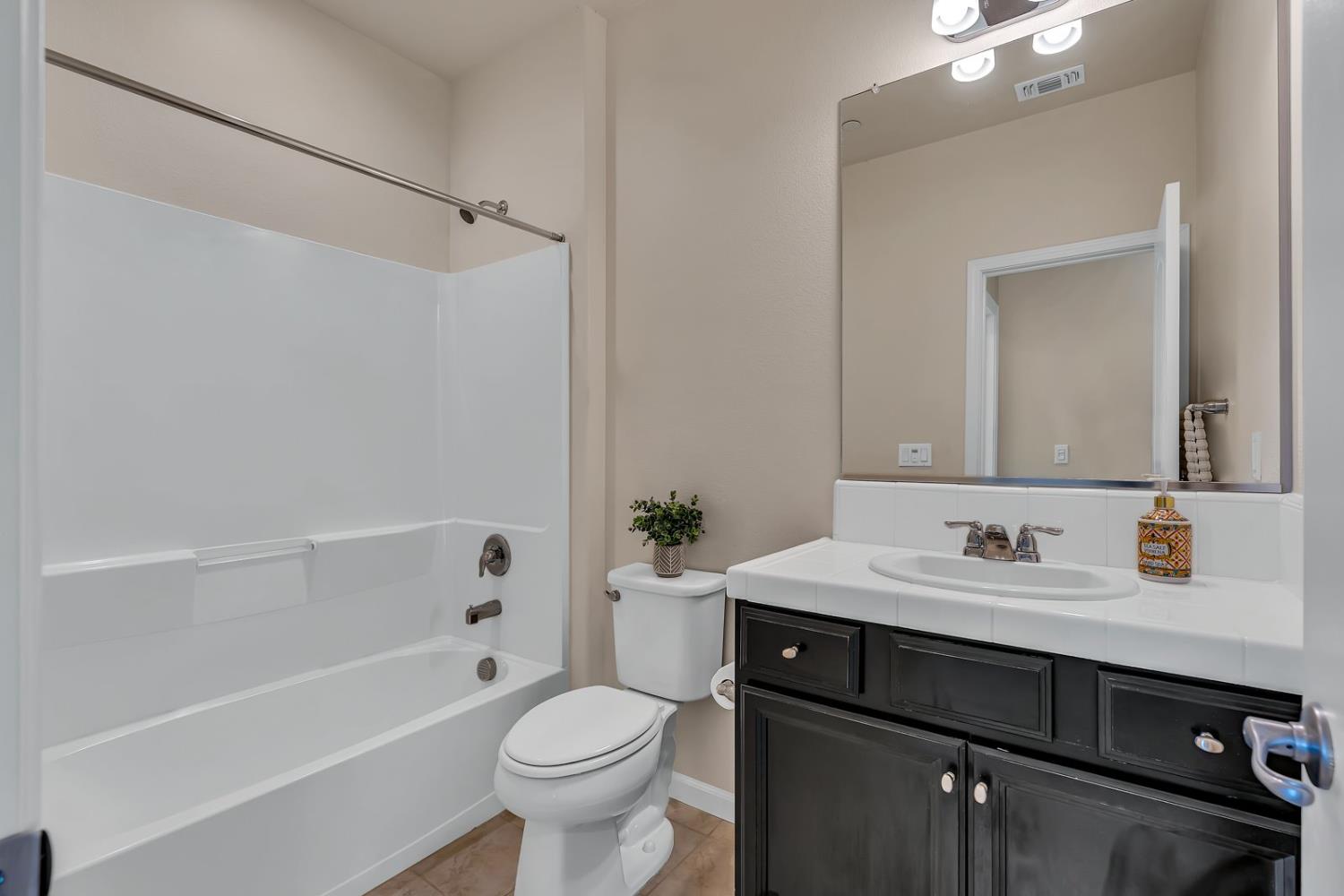 Fritz Drive, Los Banos, California image 20
