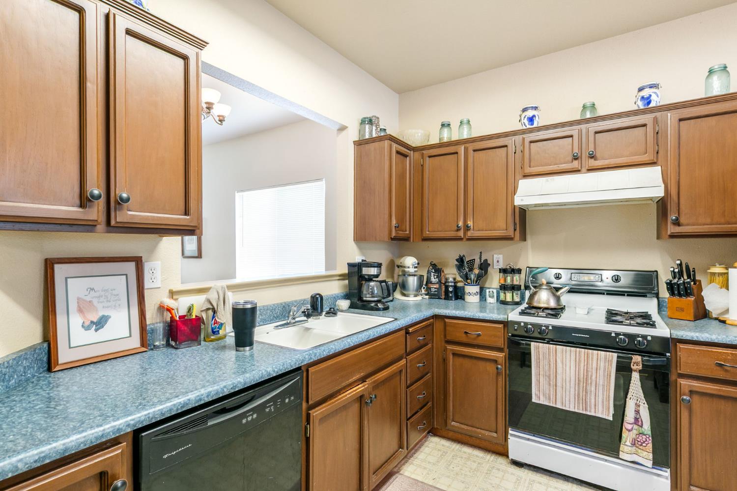 Oleander Drive, Yuba City, California image 10